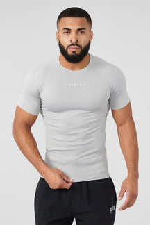 camiseta esportiva camiseta esportiva masculina camiseta esportiva masculina de compressão camiseta de compressão camiseta de compressão azul camiseta de compressão branca camiseta de compressão verde camiseta de compressão preta camiseta de compressão cinza camiseta para academia smartfit